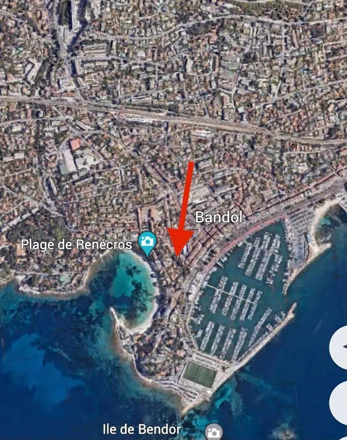 T1 Bandol Renecros 3 Etoiles A 2 Pas De La Plus Belle Plage アパート
